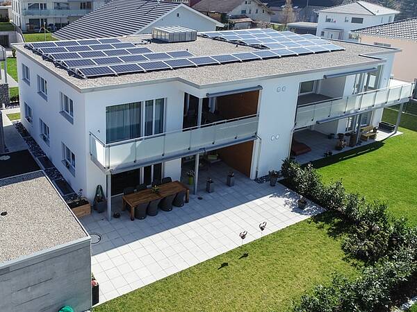 Wunderschöne neue Parterrewohnung mit Garten