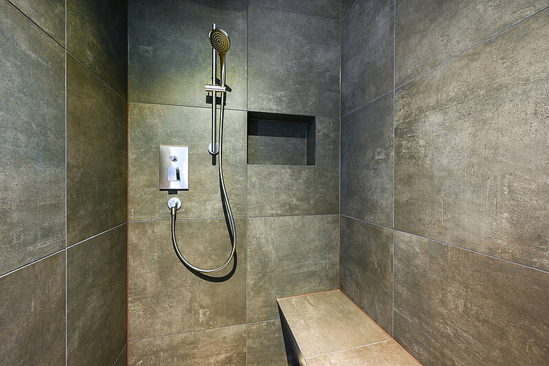 Badezimmer I OG