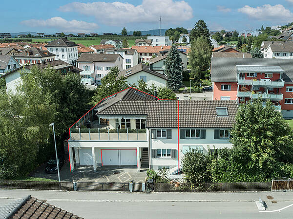 Doppelhaushälfte in modernem Industriestil