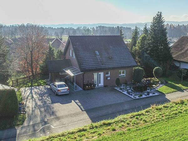 Schönes Einfamilienhaus an sonniger Lage