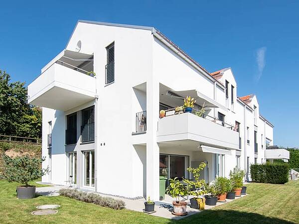 Gepflegte Eigentumswohnung mit grossem Garten