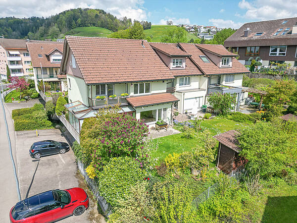Ruhig gelegenes Haus mit Potential