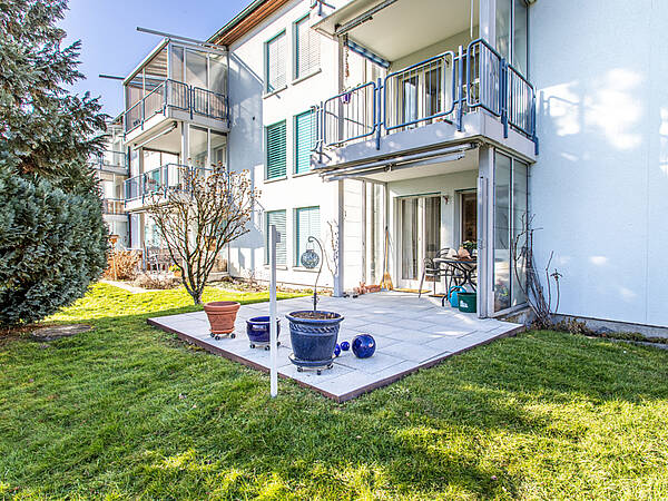 Grosszgügige Gartenwohnung an bester Lage