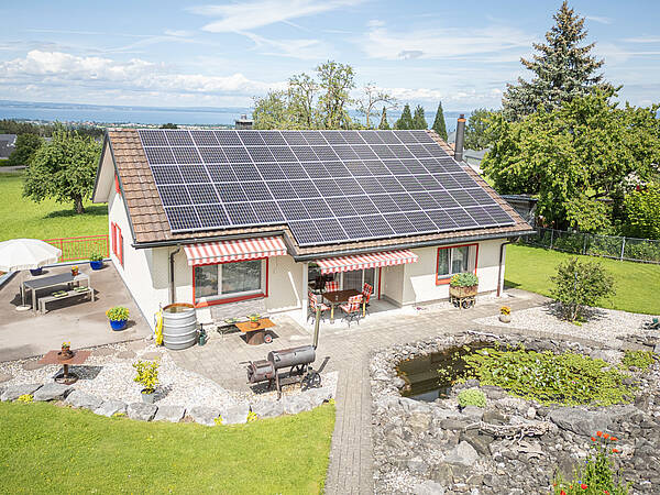 Charmantes Eigenheim mit traumhafter Seesicht und Baulandreserve