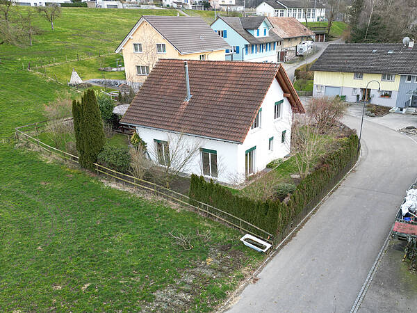 Ruhe und Weite: Einfamilienhaus in ländlicher Idylle von Mettlen