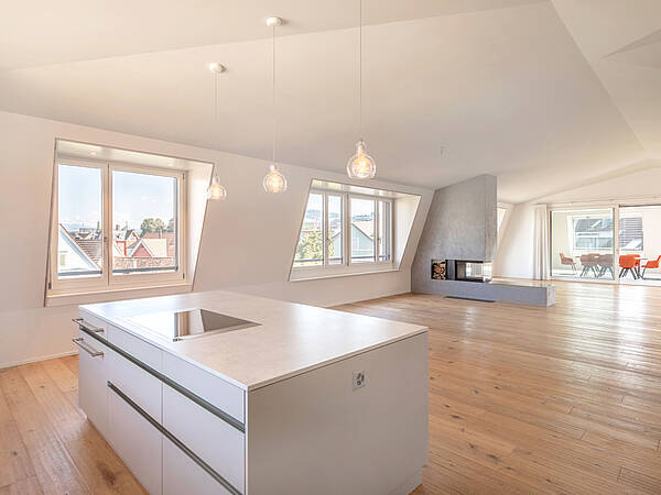 Modernes Zuhause, das keine Wünsche offen lässt