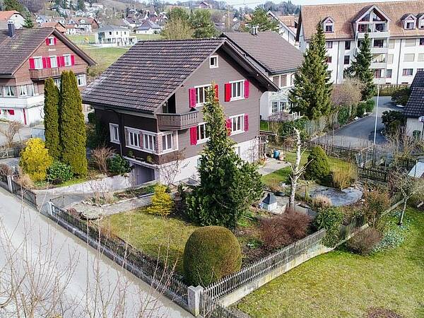 Schmuckstück im Chalet-Stil