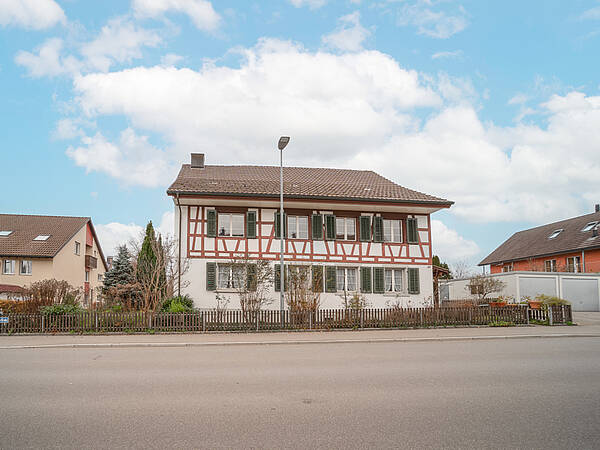 Historisches Ein- oder Mehrfamilienhaus an guter Lage